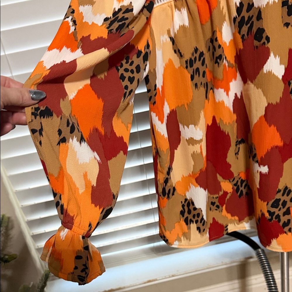 Women's Multicolor Patterned Top - Picture 2 of 4